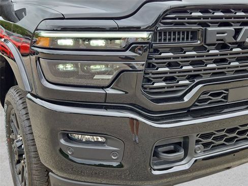 New 2026 RAM 2500 Limited AWD/4WD image 6