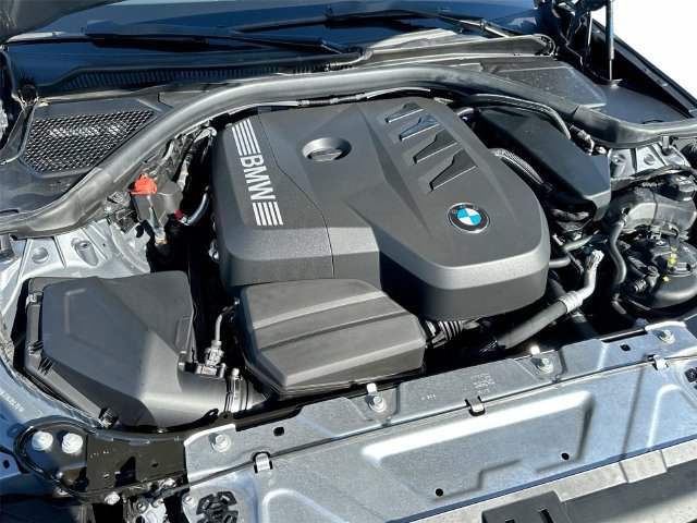 Used 2026 BMW 330i xDrive Sedan AWD/4WD image 23