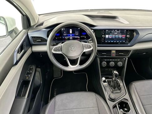 Used 2023 Volkswagen Taos SE image 11