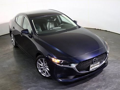 Used 2020 MAZDA MAZDA3 AWD Sedan w/ Select Package image 7