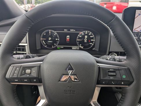 New 2025 Mitsubishi Outlander SEL Black Edition image 31