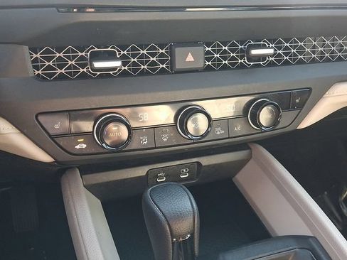 Used 2023 Honda Accord EX image 18