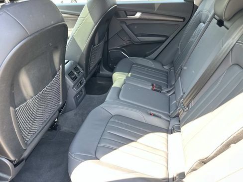Used 2024 Audi Q5 2.0T Premium AWD/4WD image 17
