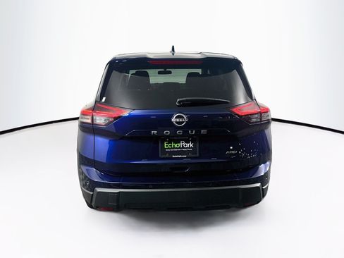 Used 2026 Nissan Rogue SV AWD/4WD image 7