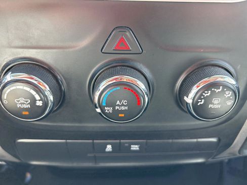Certified 2022 RAM 1500 Tradesman w/ Popular Equipment Group RWD image 32