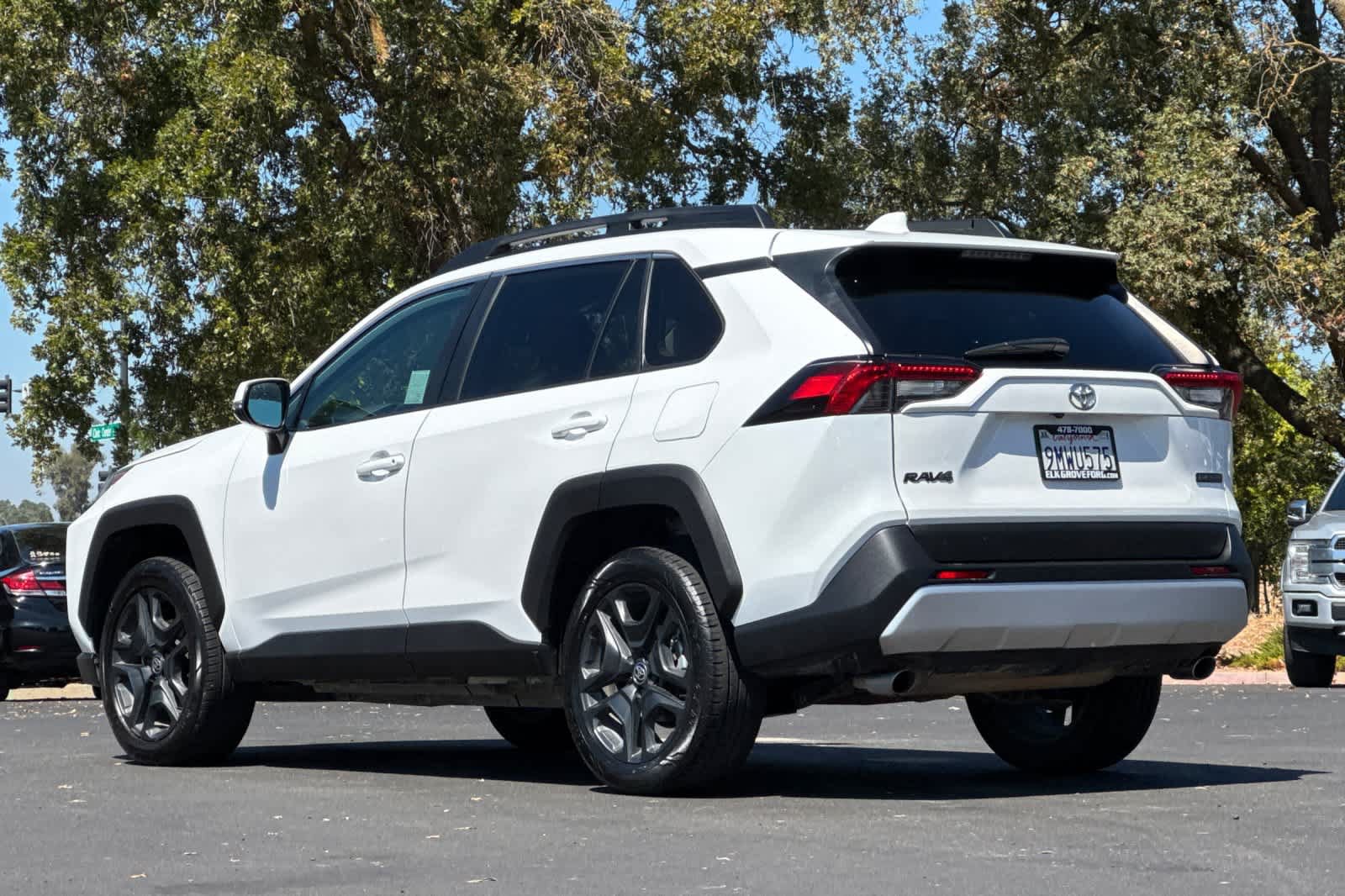 Used 2024 Toyota RAV4 Adventure AWD/4WD image 6