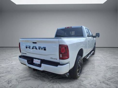 Used 2026 RAM 2500 Laramie AWD/4WD image 7