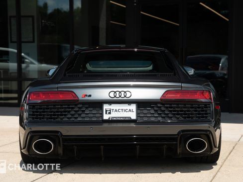 Used 2020 Audi R8 V10 w/ Carbon Exterior Package image 17