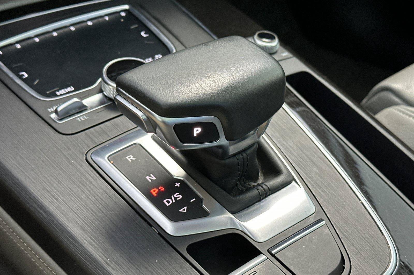 Used 2020 Audi Q5 e Prestige w/ Prestige Package AWD/4WD image 21