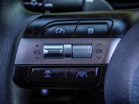 Certified 2025 Hyundai Tucson SEL FWD image 36