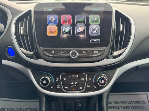 Used 2017 Chevrolet Volt LT FWD image 21