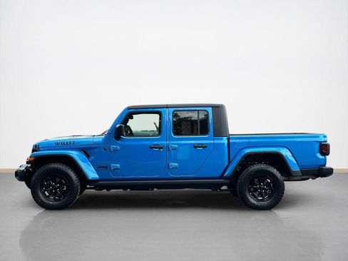Used 2022 Jeep Gladiator Sport AWD/4WD image 4