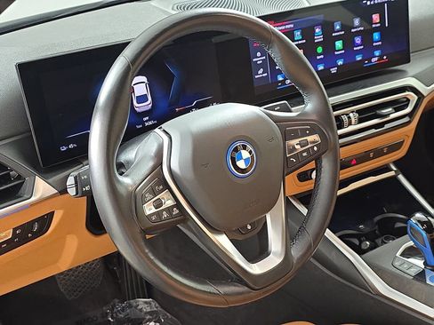 Used 2023 BMW i4 eDrive35 RWD image 19