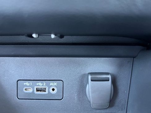 Used 2023 Nissan Sentra SV FWD image 29