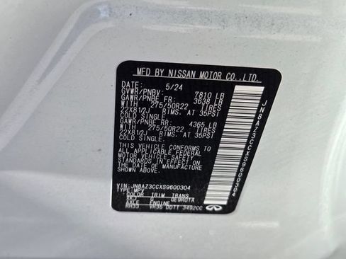 Certified 2025 INFINITI QX80 Autograph AWD/4WD image 11