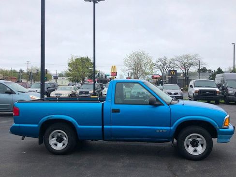 Used 1994 Chevrolet S10 Pickup 2WD Regular Cab image 4