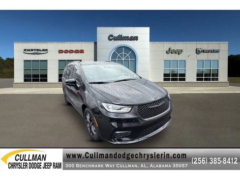 New 2026 Chrysler Pacifica Limited w/ S Appearance Package image 1