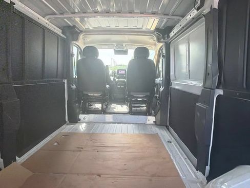 Used 2025 RAM ProMaster 2500 w/ Convenience Group FWD image 22