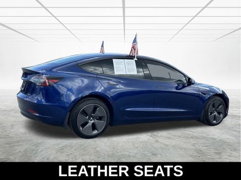 Used 2023 Tesla Model 3 Standard Range image 6