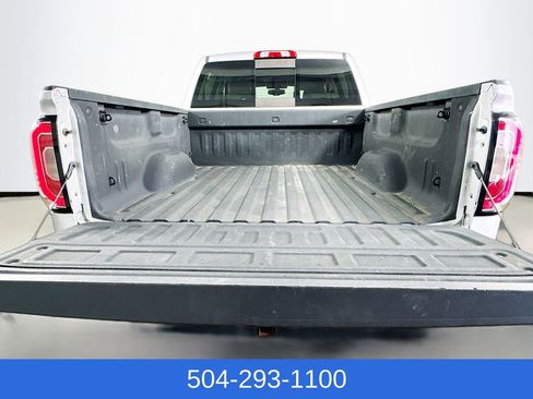 Used 2017 GMC Sierra 1500 SLT w/ SLT Premium Package image 26