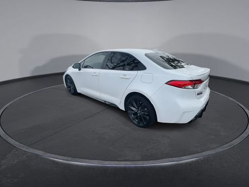 Used 2024 Toyota Corolla SE image 12