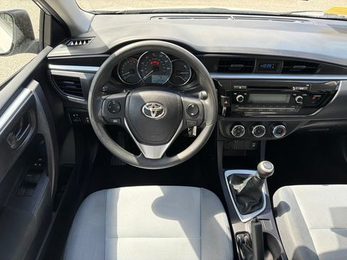 Used 2014 Toyota Corolla L FWD image 19