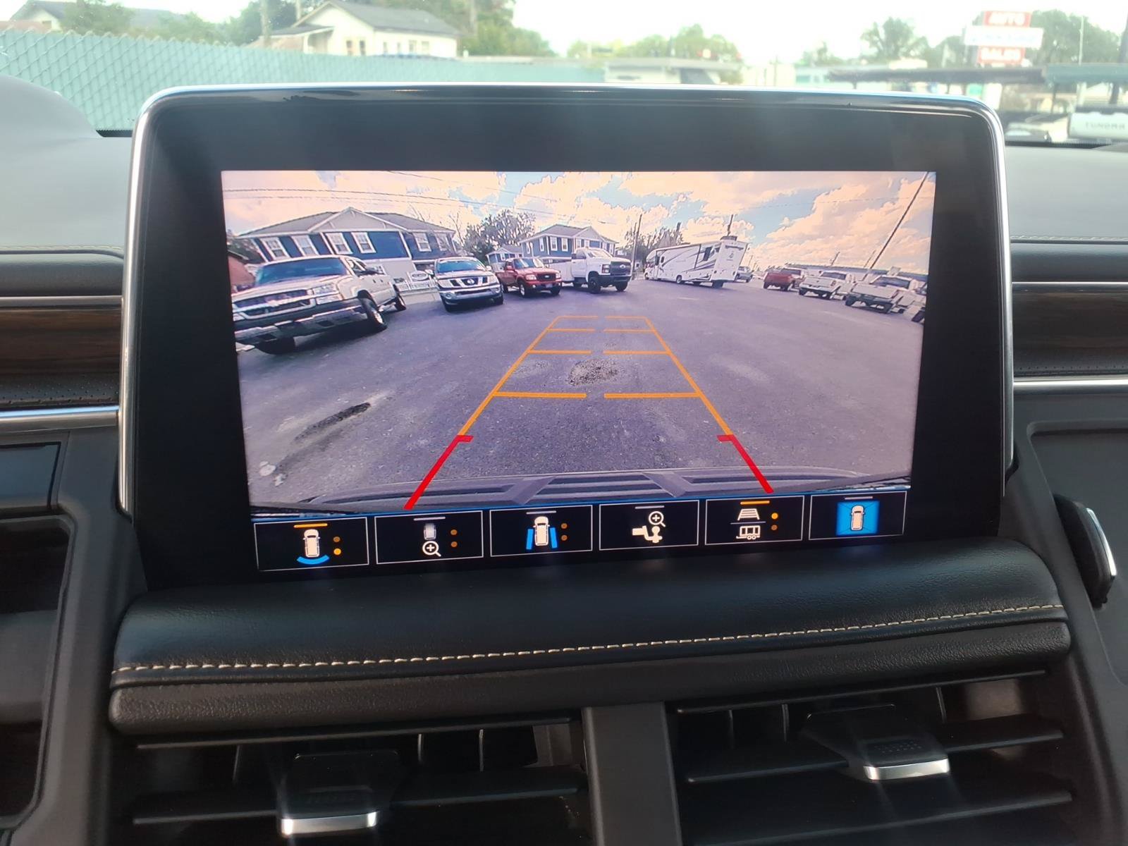 Used 2021 Chevrolet Tahoe Premier AWD/4WD image 28
