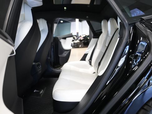 Used 2018 Tesla Model S 100D AWD/4WD image 43