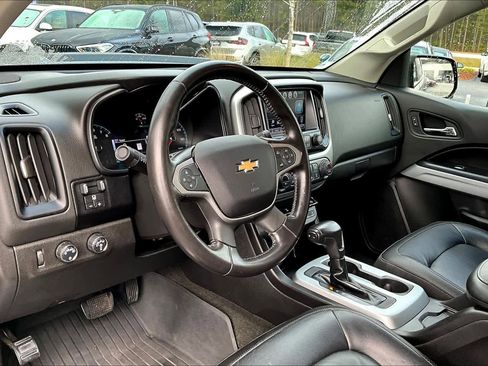 Used 2018 Chevrolet Colorado ZR2 image 17