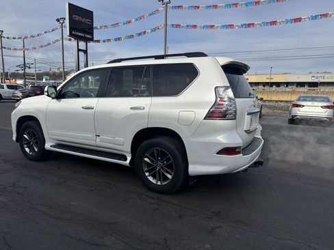 Used 2016 Lexus GX 460 Luxury image 6
