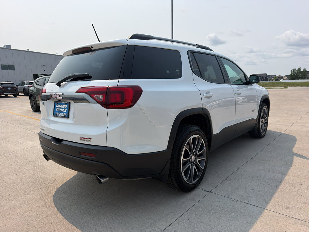 Used 2018 GMC Acadia SLT w/ LPO, Protection Package AWD/4WD image 5