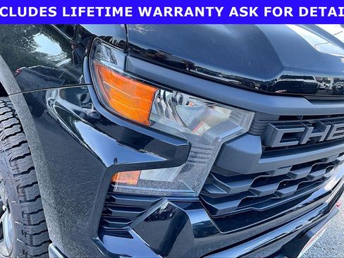 Used 2022 Chevrolet Silverado 1500 Custom Trail Boss AWD/4WD image 22