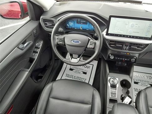 Used 2023 Ford Escape Platinum image 15