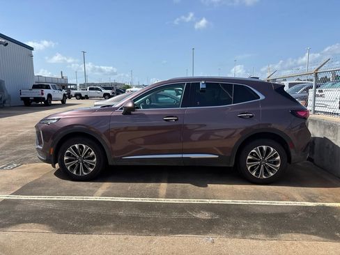 Used 2024 Buick Envision Preferred AWD/4WD image 5