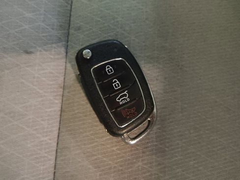 Used 2017 Hyundai Tucson SE AWD/4WD image 32