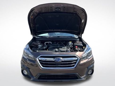 Used 2019 Subaru Outback 2.5i Touring image 18