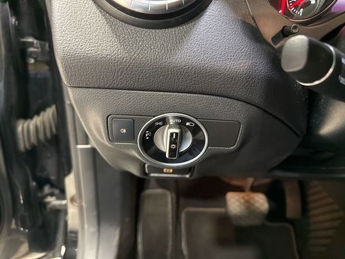Used 2018 Mercedes-Benz CLA 250 4MATIC image 13