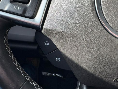 Used 2021 Chevrolet Camaro LT image 33