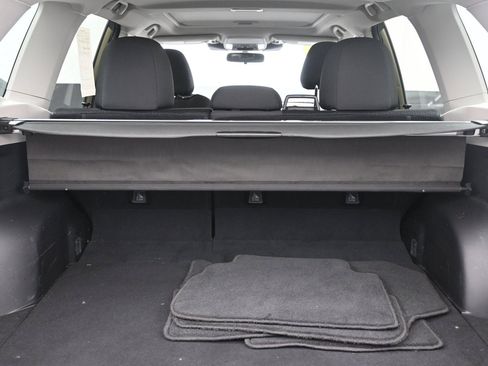 Used 2024 Subaru Forester Premium AWD/4WD image 25