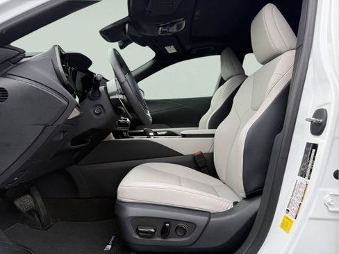 Certified 2025 Lexus RX 350 F Sport AWD/4WD image 8