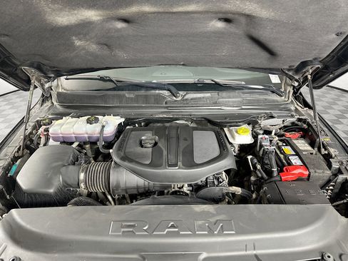 Used 2025 RAM 1500 Laramie image 33