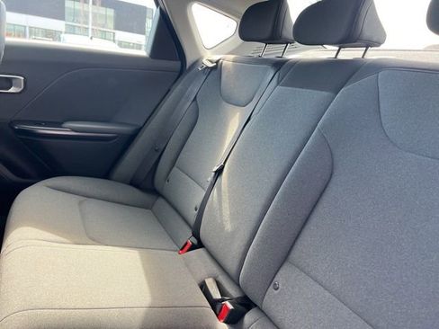 Certified 2025 Kia K4 LXS image 28