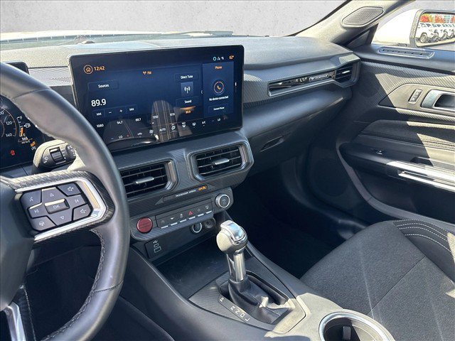 Used 2025 Ford Mustang Coupe RWD image 16