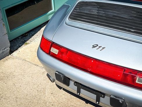 Used 1996 Porsche 911 Carrera RWD image 16