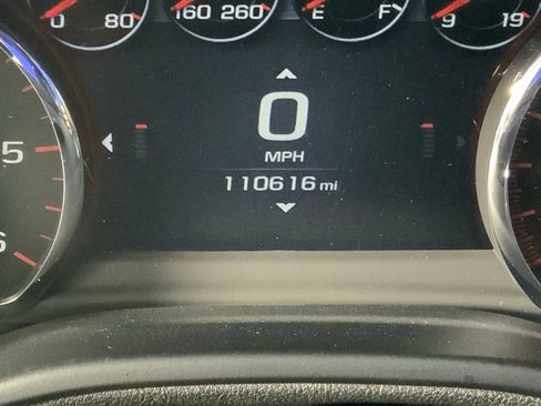 Used 2015 GMC Yukon XL Denali w/ Open Road Package image 39