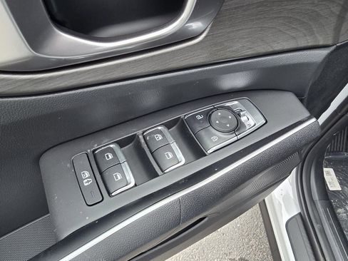 New 2026 Kia Sorento X-Line EX image 18