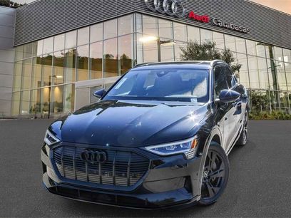 Used 2022 Audi e-tron Premium w/ Convenience Plus Package