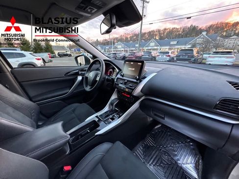 Used 2023 Mitsubishi Eclipse Cross SE image 18