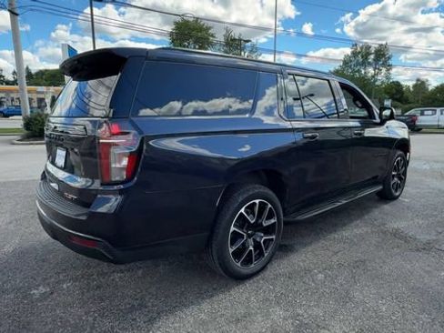 Used 2023 Chevrolet Suburban RST w/ Luxury Package AWD/4WD image 8