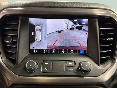 Used 2023 GMC Acadia AT4 w/ GMC Pro Grade Package AWD/4WD image 29